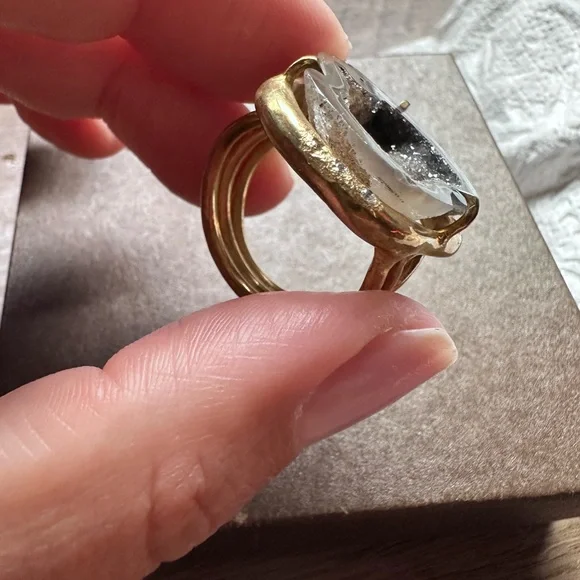 Banana Republic Blue Geode Crystal Ring - Picture 3 of 8